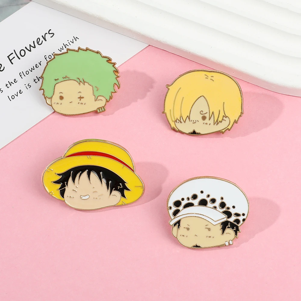 4 Pcs Anime Character Brooch S - Cosplay Prop Bag 评论和价格