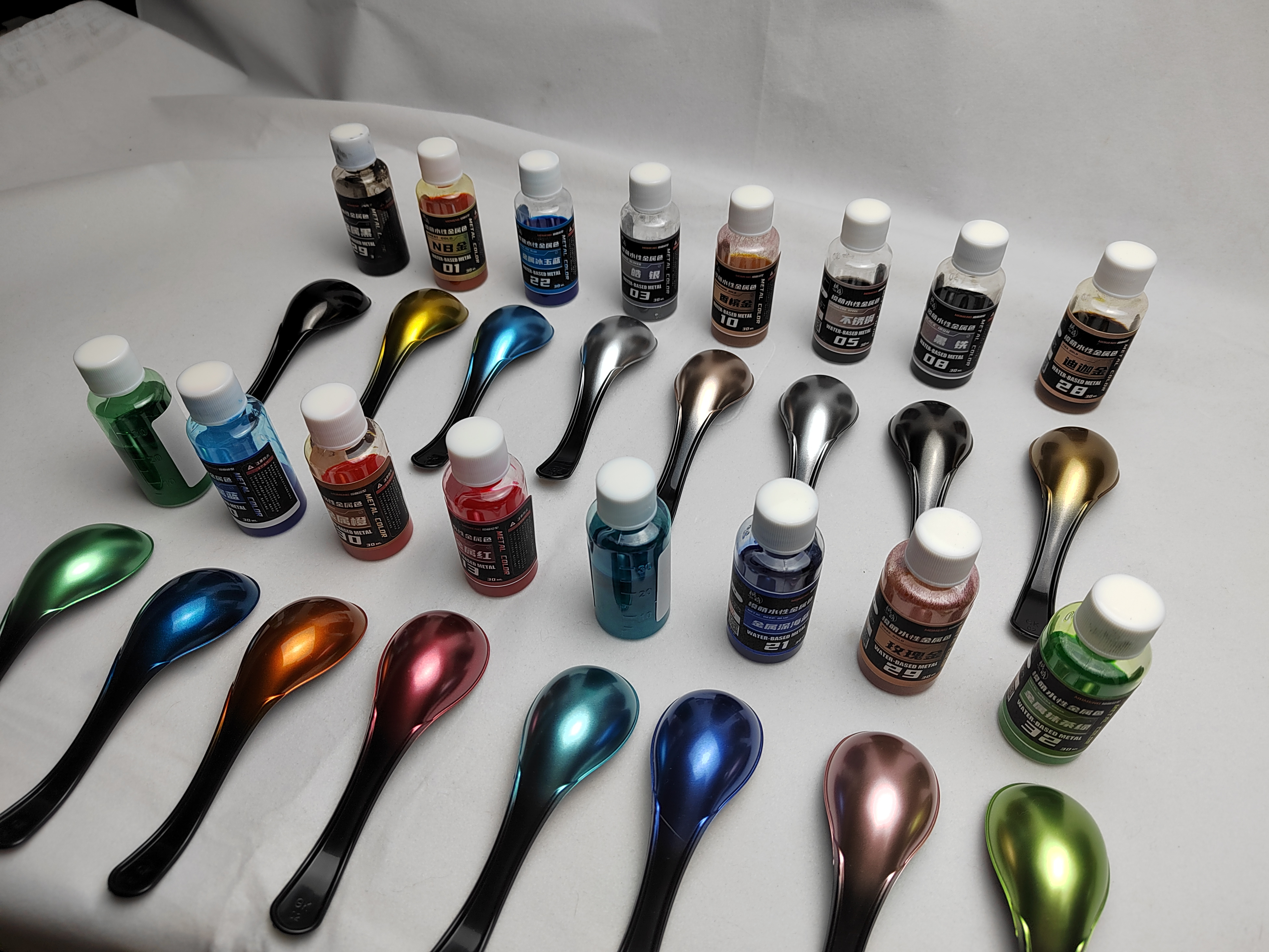 Metallic color Golden paint NB - Metallic Spray Paint 评论和价格